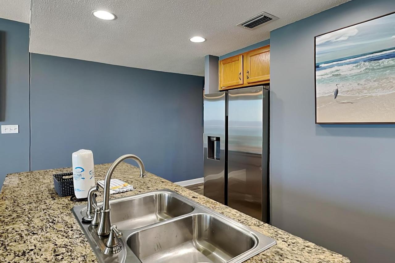 Apartment Sterling Reef 305 *