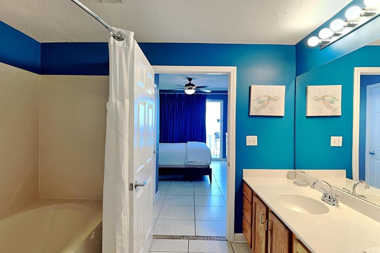 Sterling Reef 305